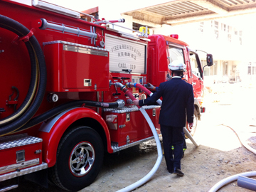 消防による放水検査